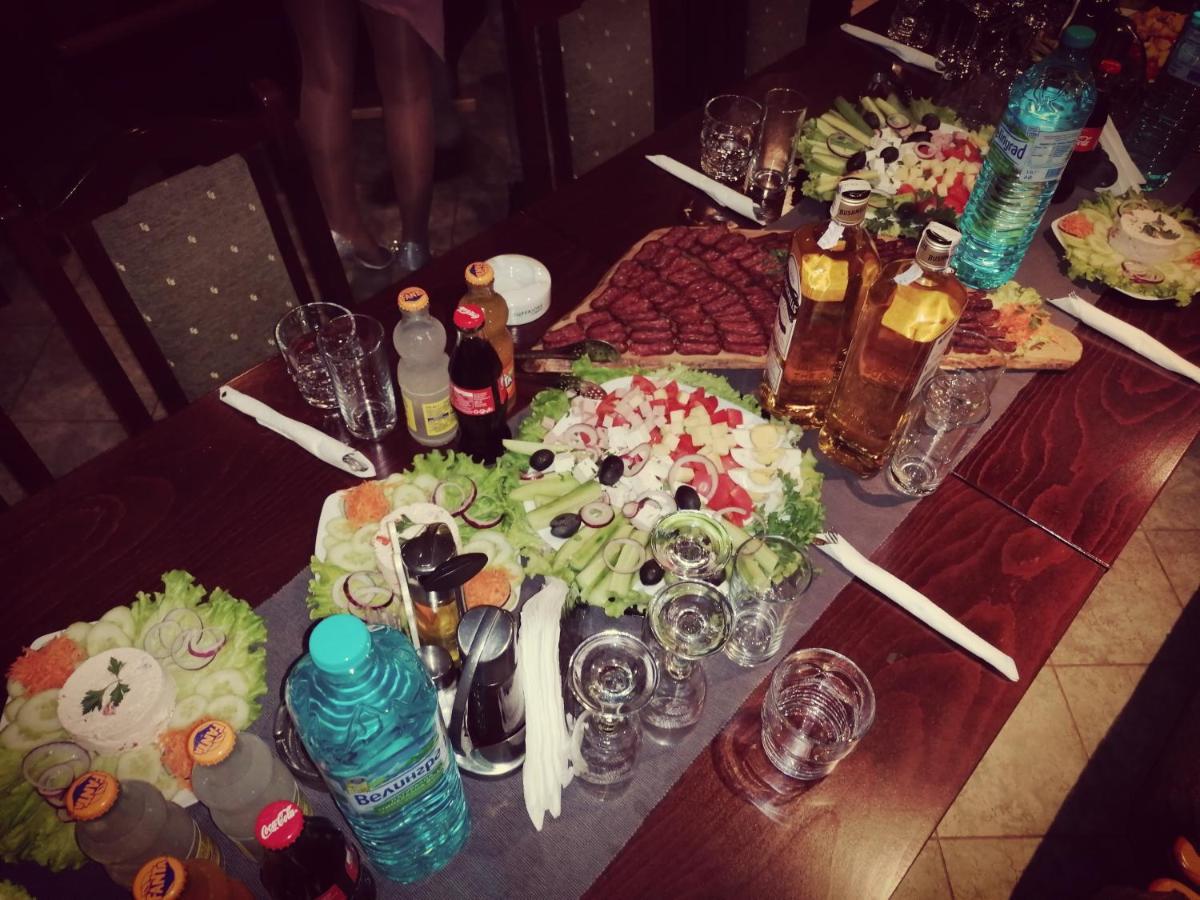 Discret Hotel & Restaurant Władaja Zewnętrze zdjęcie